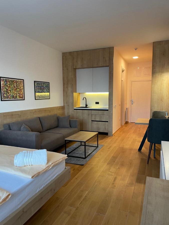 Apartmani G8 Пале Экстерьер фото